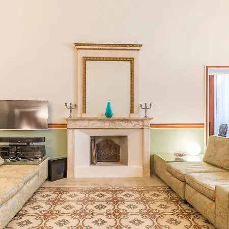 L'antica Chaise Longue Appartement Lucca